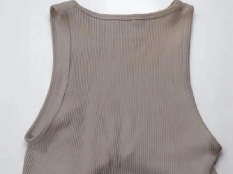 Blusa Zara Branca XS - Crop Top com Pedraria ✨