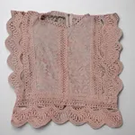 🌸 Top Curto Rosa Bebé em Renda – Sem Marca 1