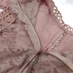 🌸 Top Curto Rosa Bebé em Renda – Sem Marca 4