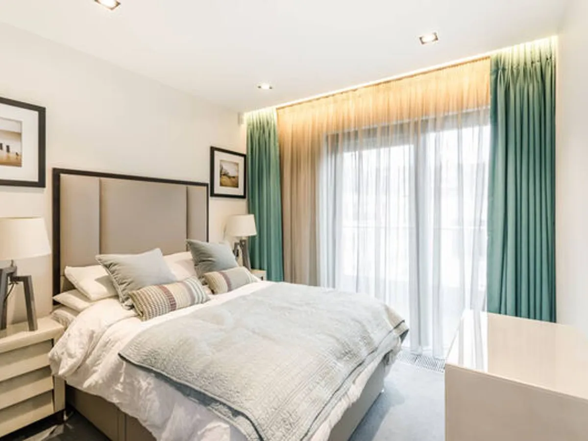 Piso de 3 dormitorios y 2 baños en alquiler