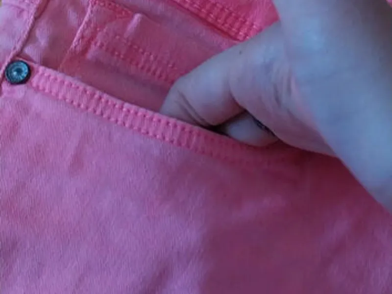 Calções Rosa Néon Desfiados – T38