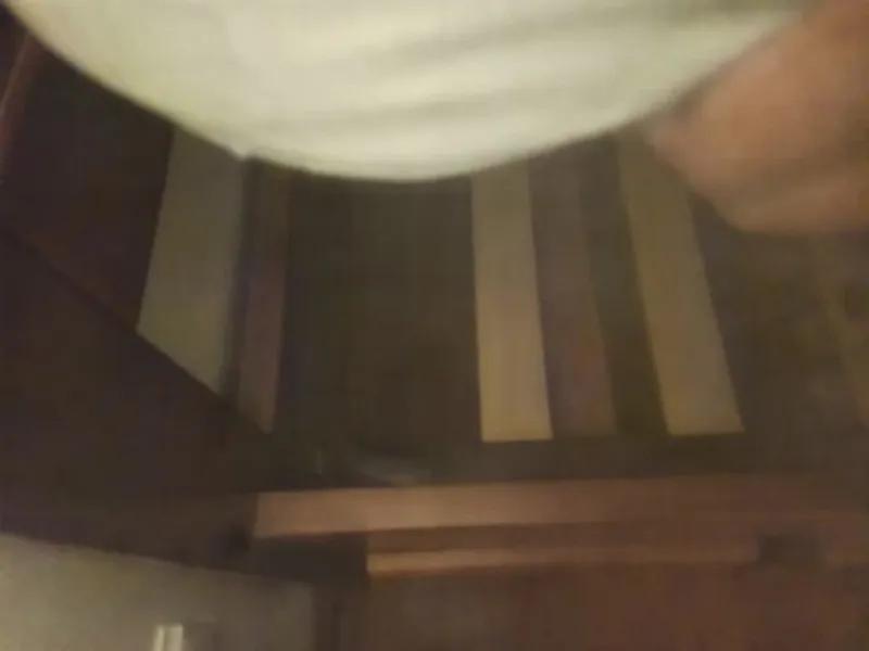 Vendo cama casal e mesas