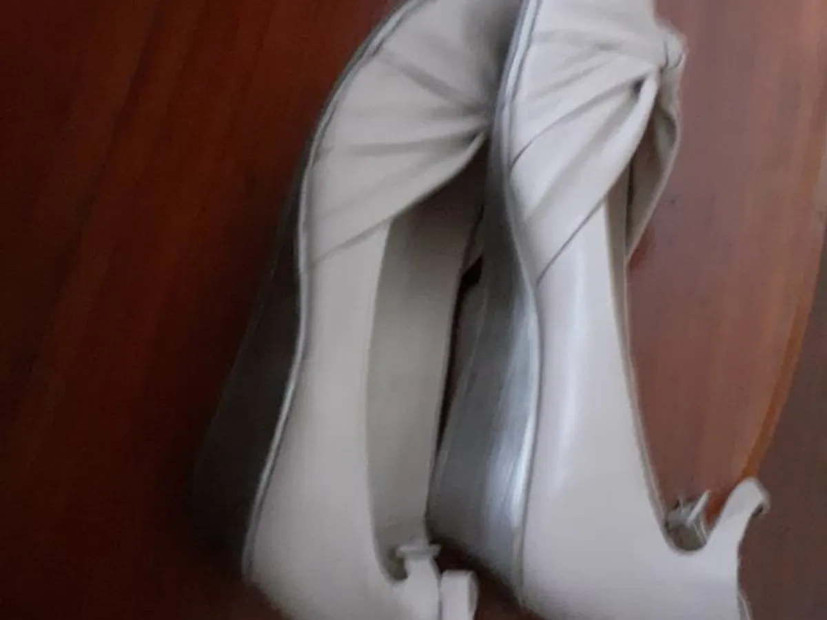 sapatos elegantes de verão