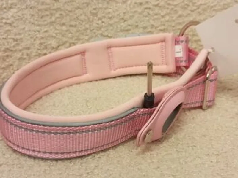 Coleira Rosa c/local para localizador - Nova