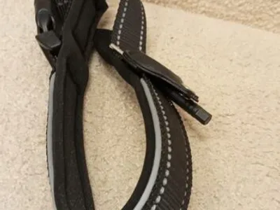 Coleira Preta c/local para localizador - Nova