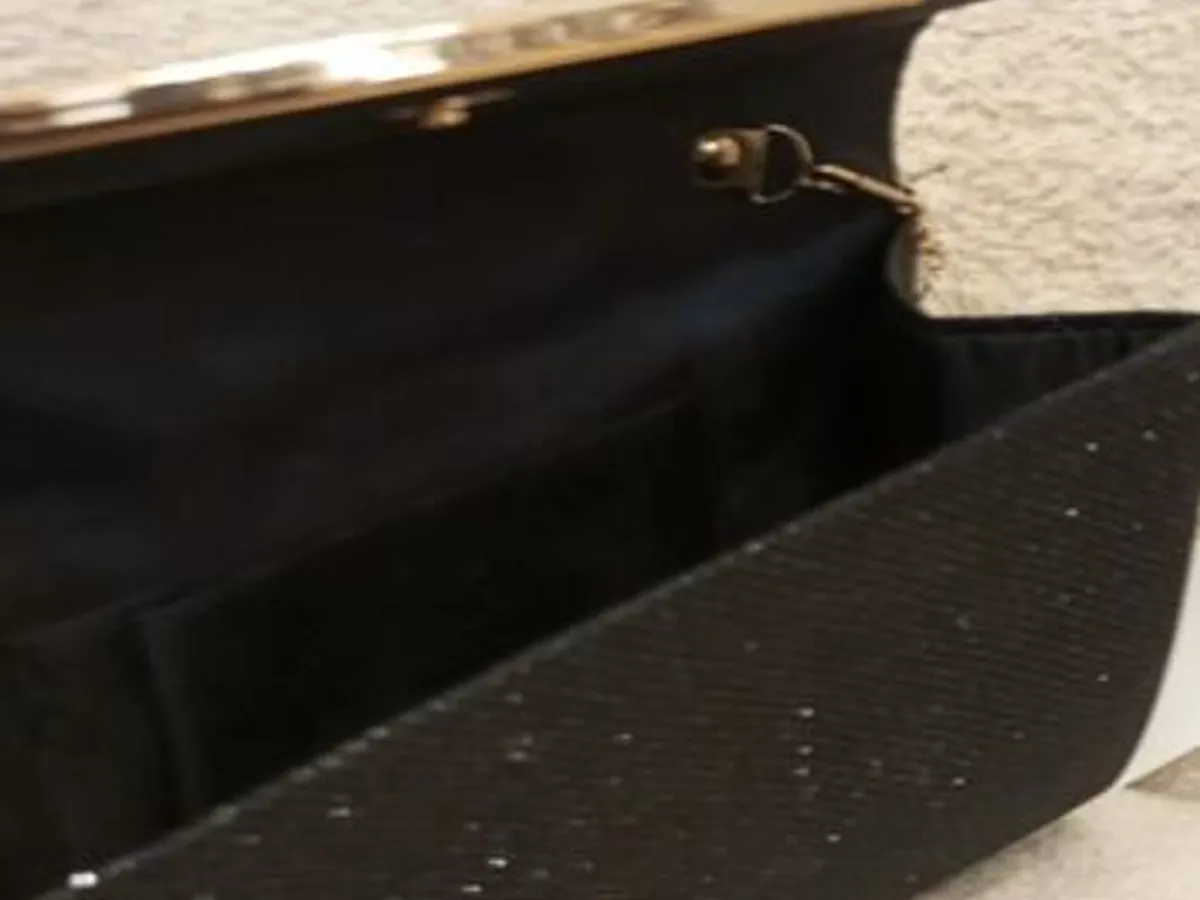 Carteira Preta de Senhora para festa - Nova