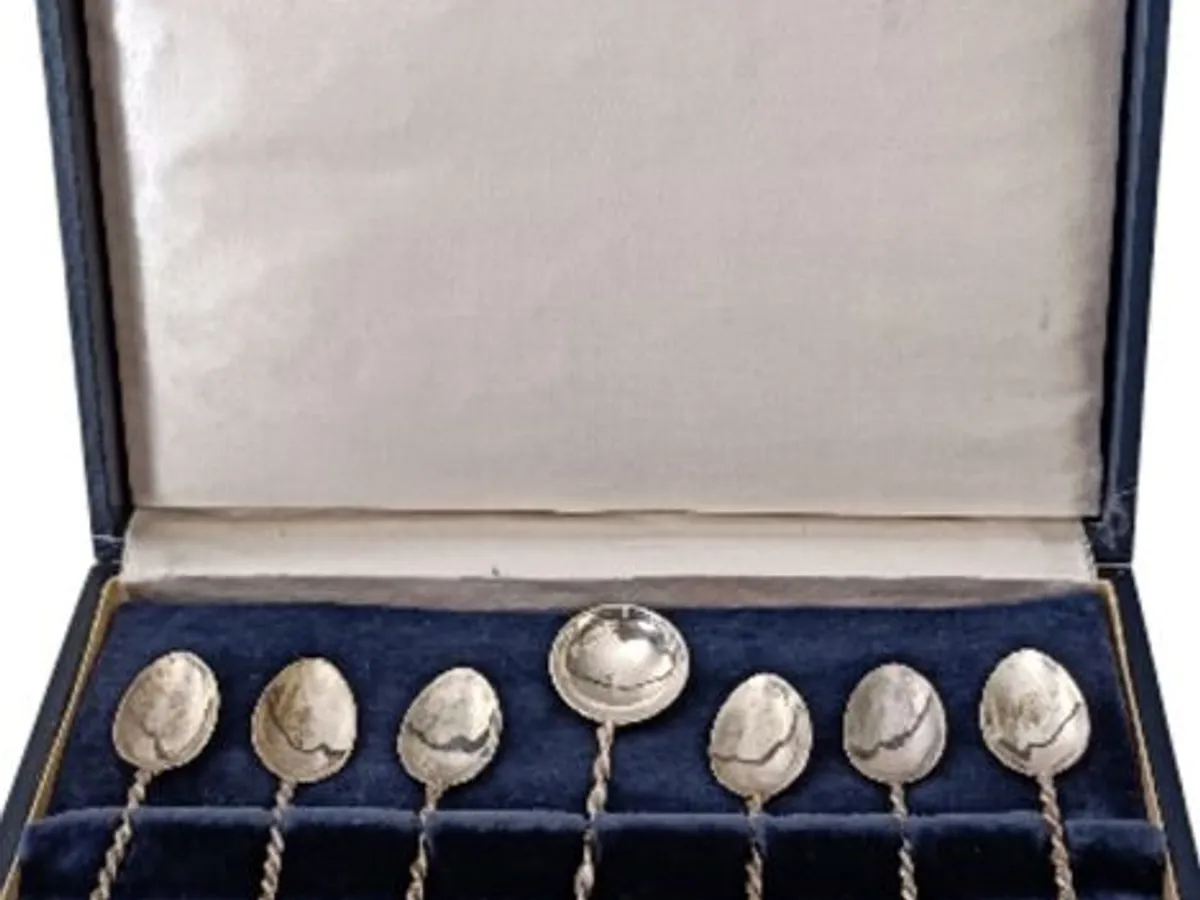 Colheres em Prata em Estojo