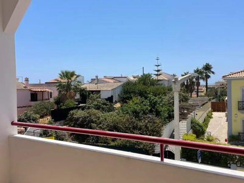 Apartamento T3 vista mar em Montenegro 