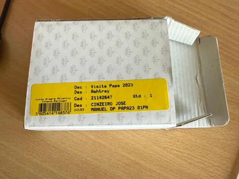 Porcelana Vista Alegre Papa Francisco