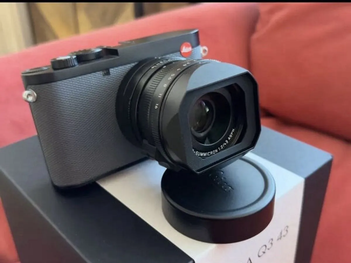 Leica Q3 - 43 60,3 MP com Garantia Leica