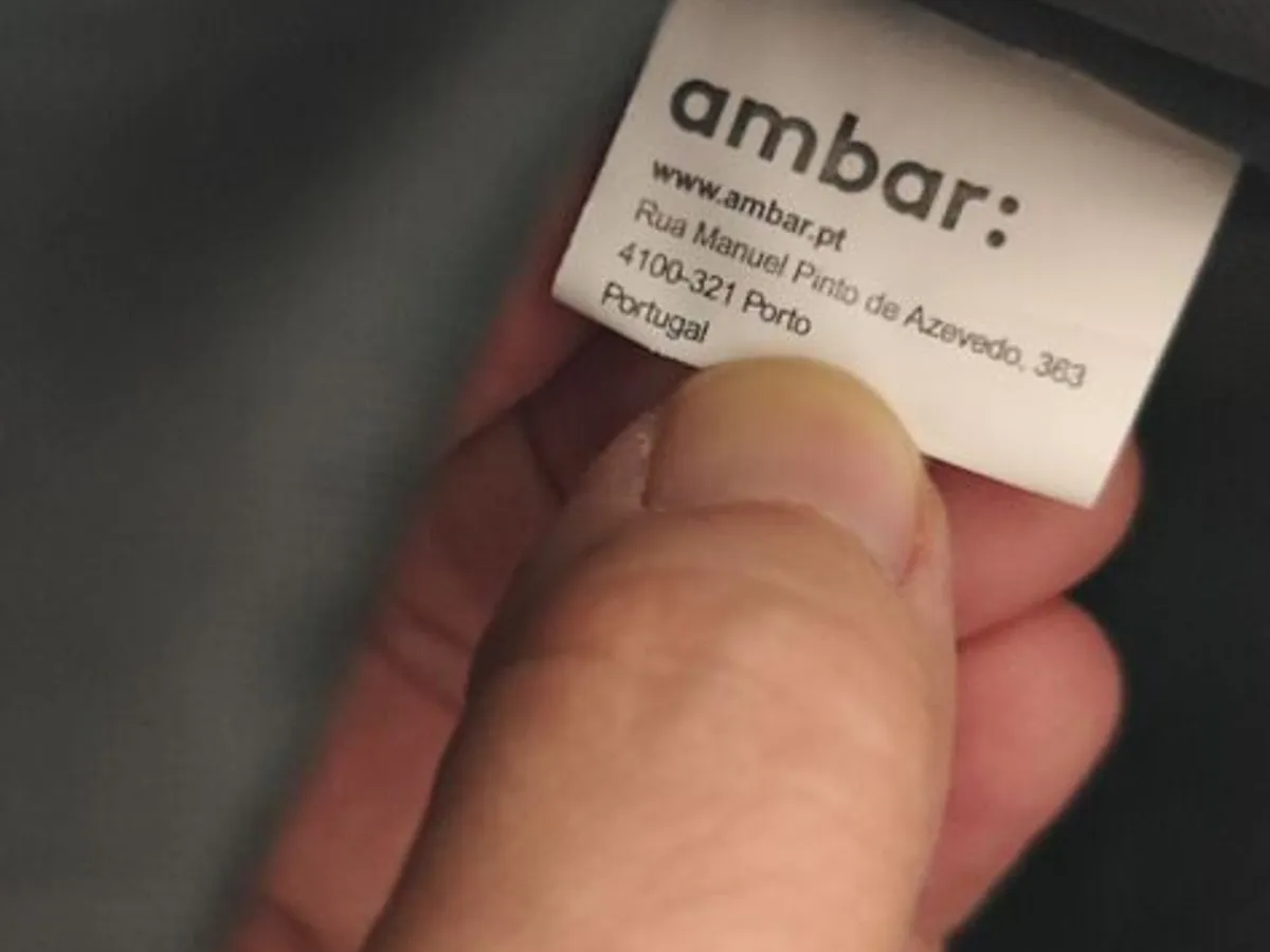 Mochila multicolorida da Ambar da coleção Inverse, NOVA. 