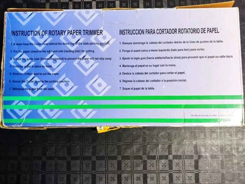 Guilhotina ou cortador rotativo de papel Elepi.