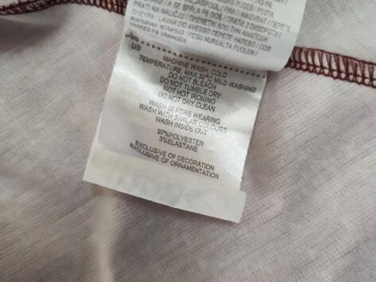 Vestido bordeaux tamanho S da FB Sister em muito bom estado 