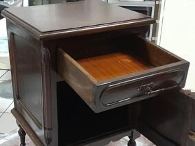 Mesinha de cabeceira nº 4