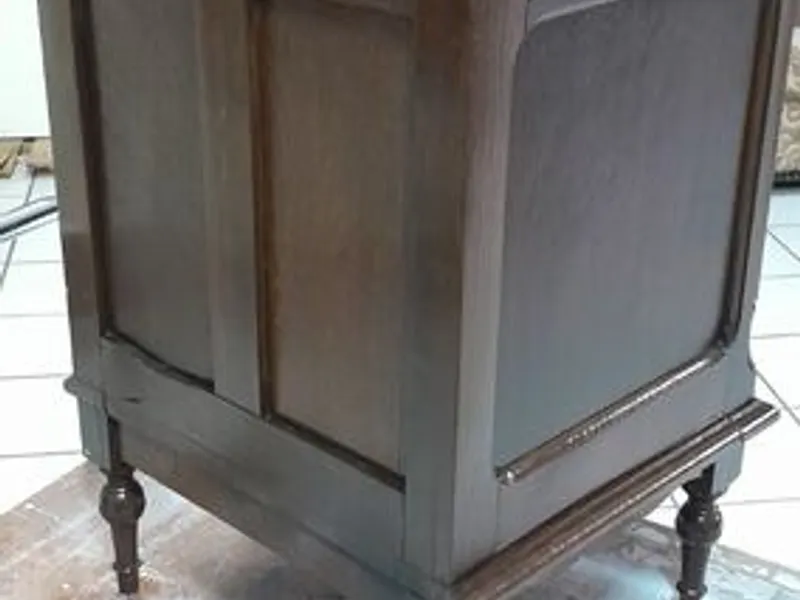 Mesinha de cabeceira nº 4