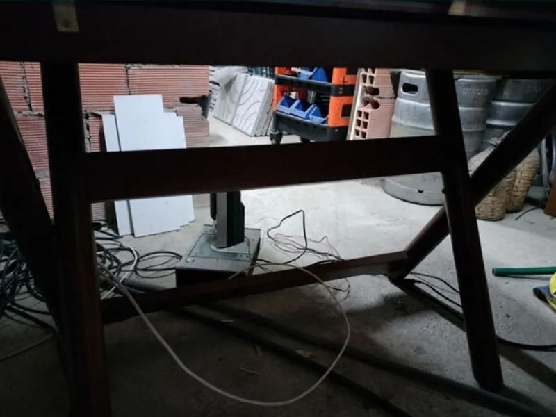 Conjunto Completo de Móveis de Madeira Maciça – Novo