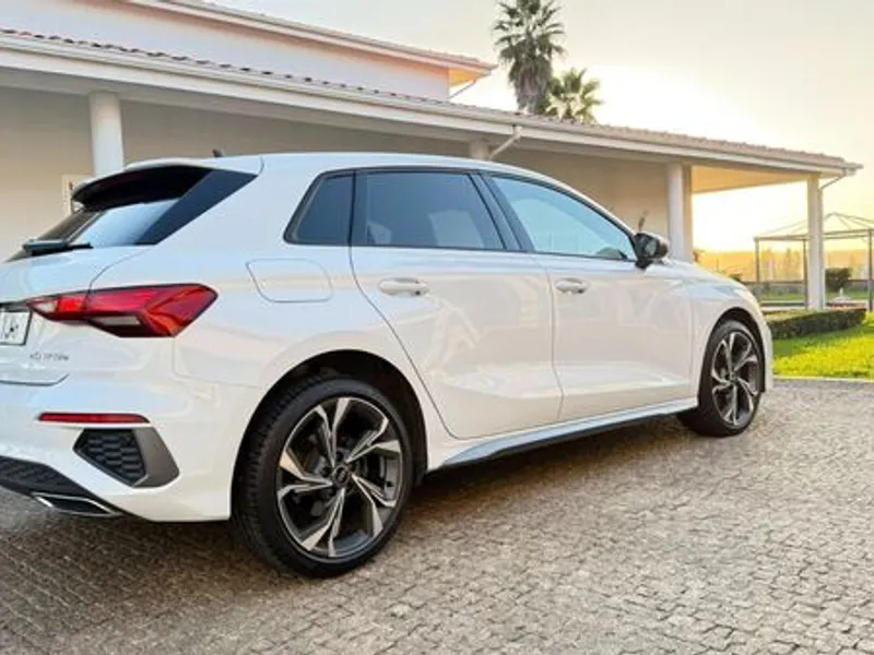 Audi A3 Sportback 40 TFSIe S line