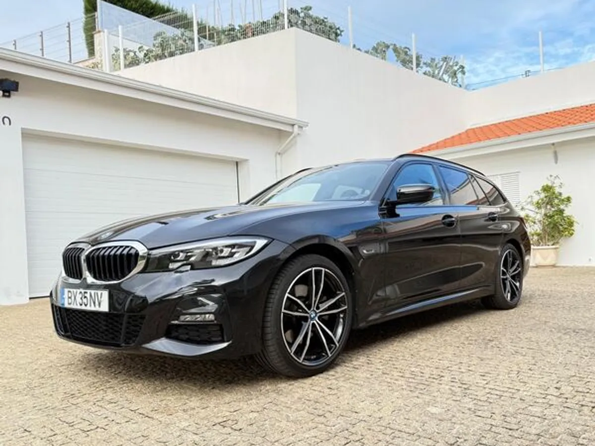 BMW 320 e Touring Pack Desportivo M Auto