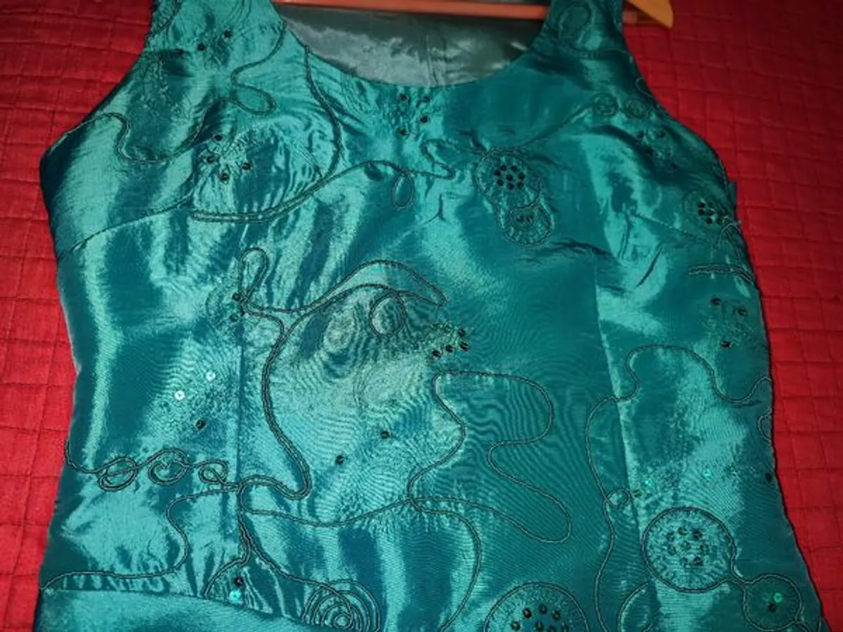 Lindíssimo Vestido de festa/cerimônia, verde água 