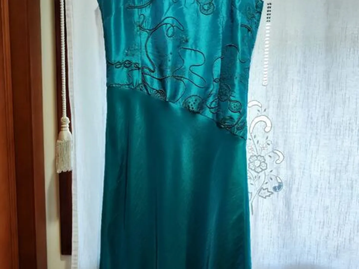 Lindíssimo Vestido de festa/cerimônia, verde água 