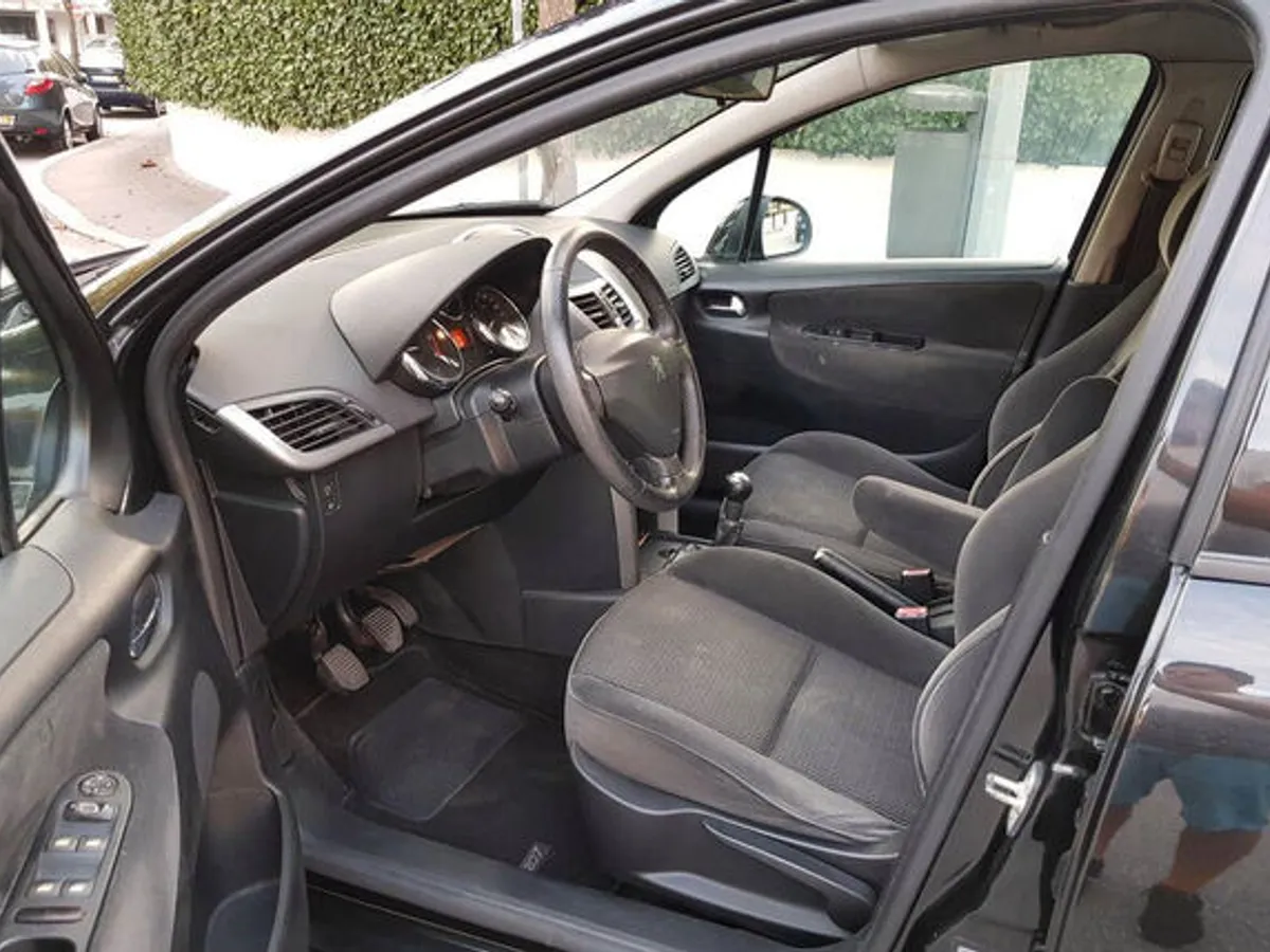 Bonito Peugeot 207 1.4 HDI