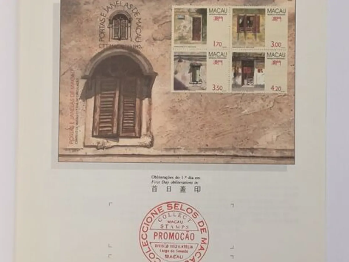 24 pagelas de Macau, com carimbo de Oferta