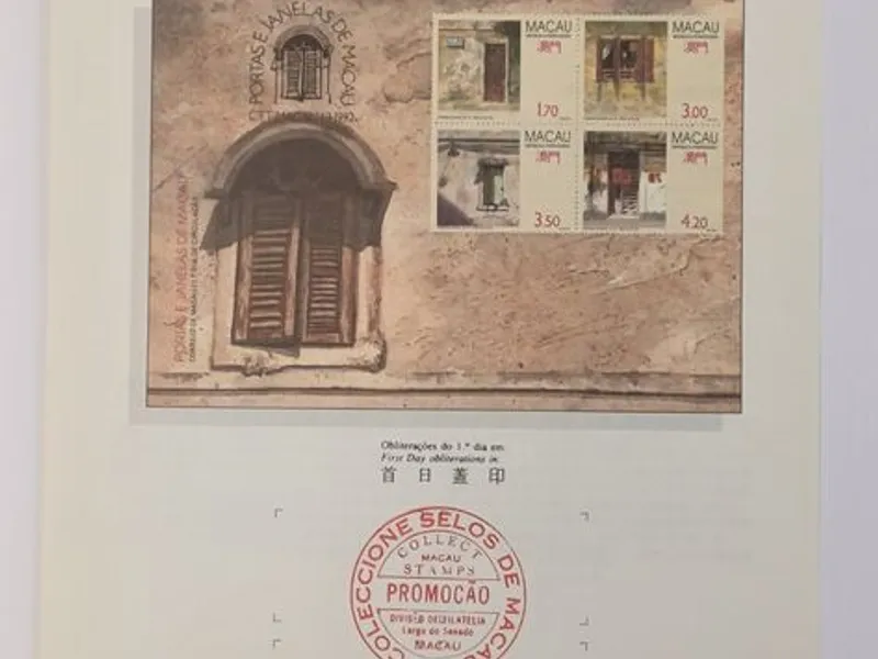 24 pagelas de Macau, com carimbo de Oferta