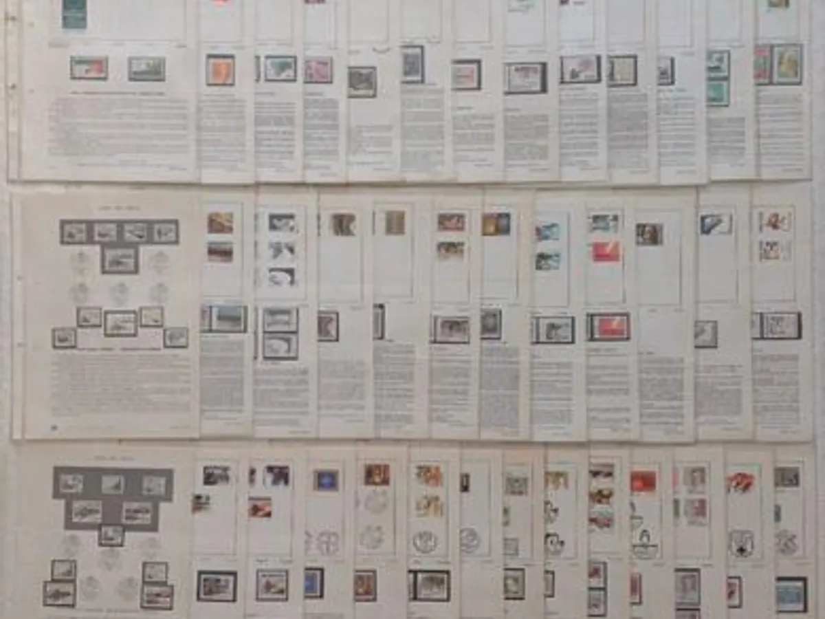 Filatelia - 63 Pagelas de Portugal, com selos – nº