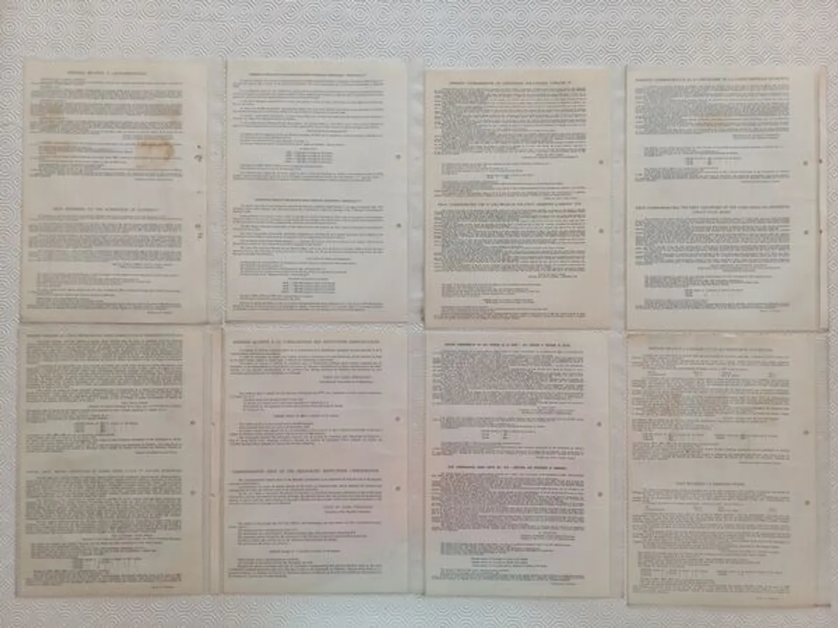 Filatelia - 63 Pagelas de Portugal, com selos – nº