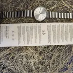 Relógio de pulso feminino prateado em aço Skyline  3