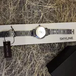 Relógio de pulso feminino prateado em aço Skyline  8