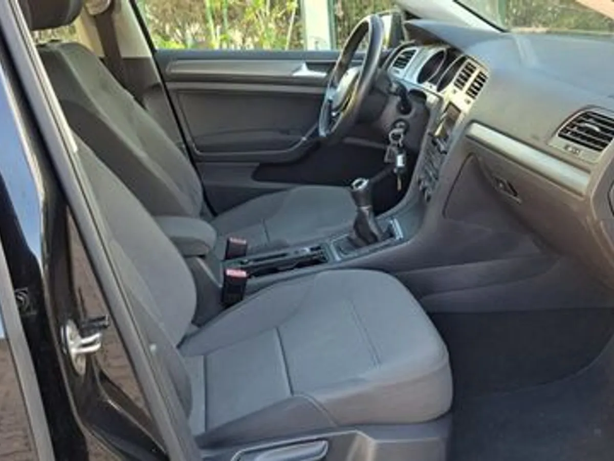 VW GOLF VII 1.6TDI  Motion BlueMotion