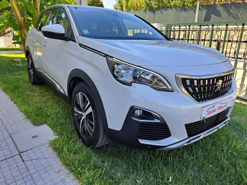Peugeot  3008 SUV 1.5 HDI  Allure