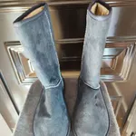  Botas pantufas acinzentadas n 39 da Justine  1