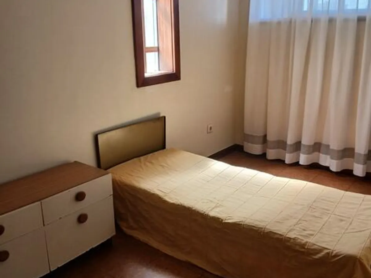 Arrendo T5 mobilado no Porto 1200€/mês