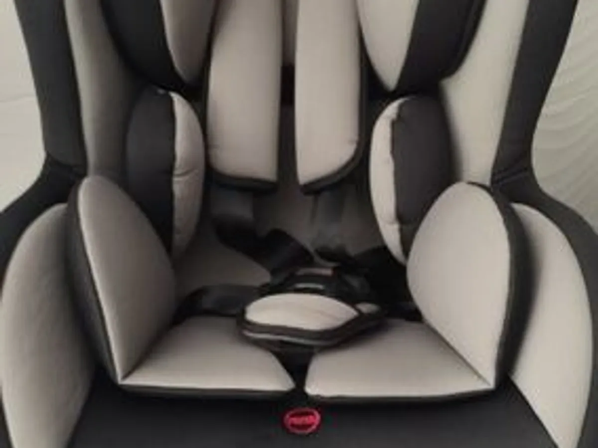 cadeira de criança para automóvel até 4 anos