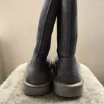 Botas estilo Pantufa acinzentadas n40 da Justine  2