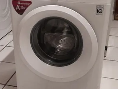 Máquina de lavar roupa LG