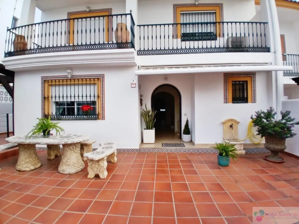 For sale of house in San Pedro de Alcántara, tiro pichon