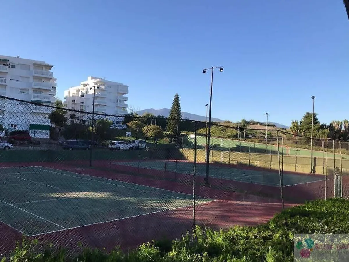 For sale of study in Estepona, Parque Antena