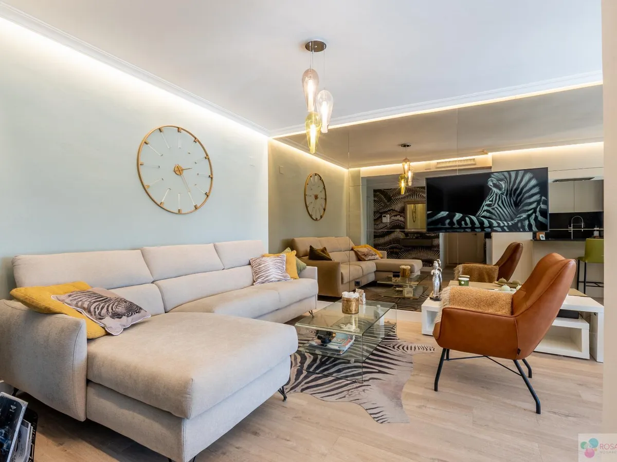 For sale of flat in Nueva Andalucía, Altos del Rodeo