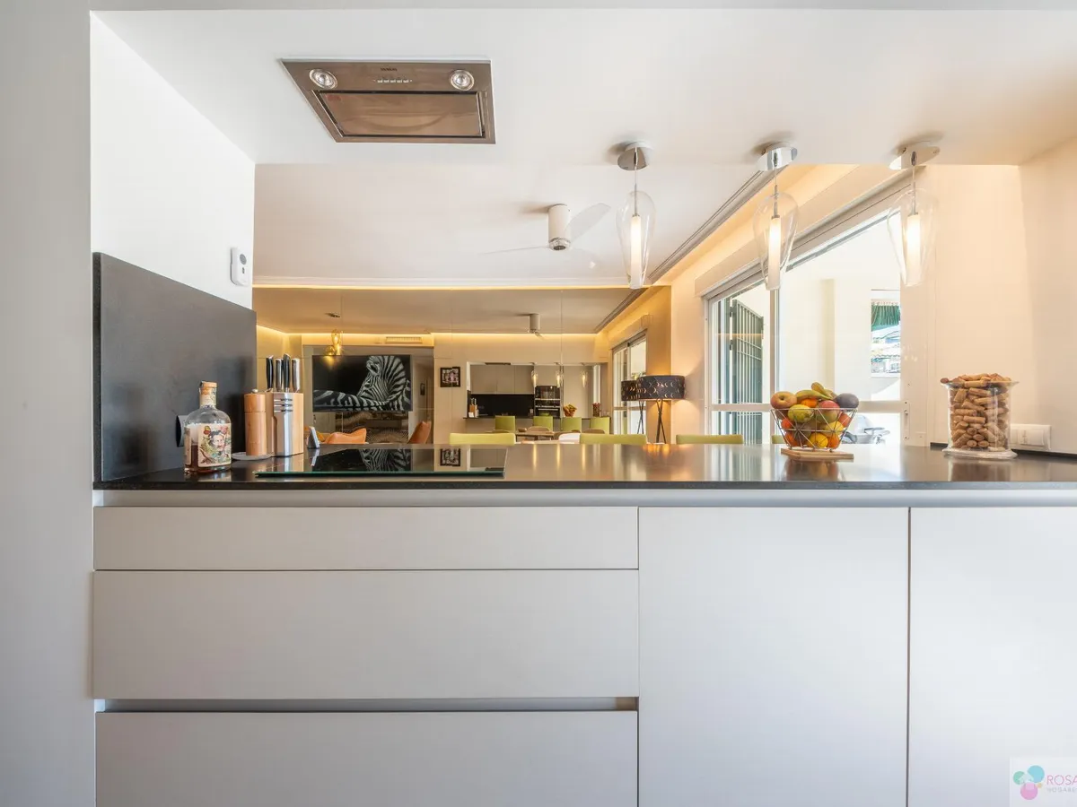 For sale of flat in Nueva Andalucía, Altos del Rodeo