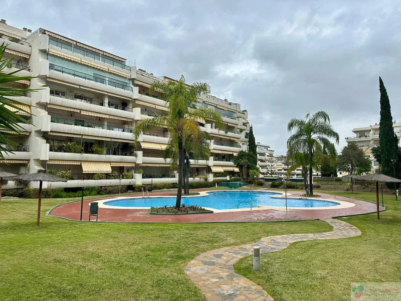 For sale of flat in San Pedro de Alcántara, Campos de Guadalmina