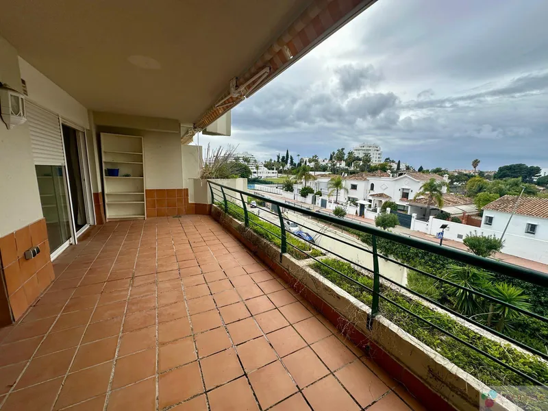 For sale of flat in San Pedro de Alcántara, Campos de Guadalmina