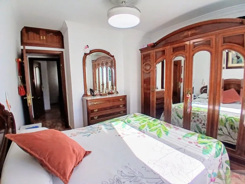 For sale of flat in Nueva Andalucía, Nueva Andaluca - La Campana