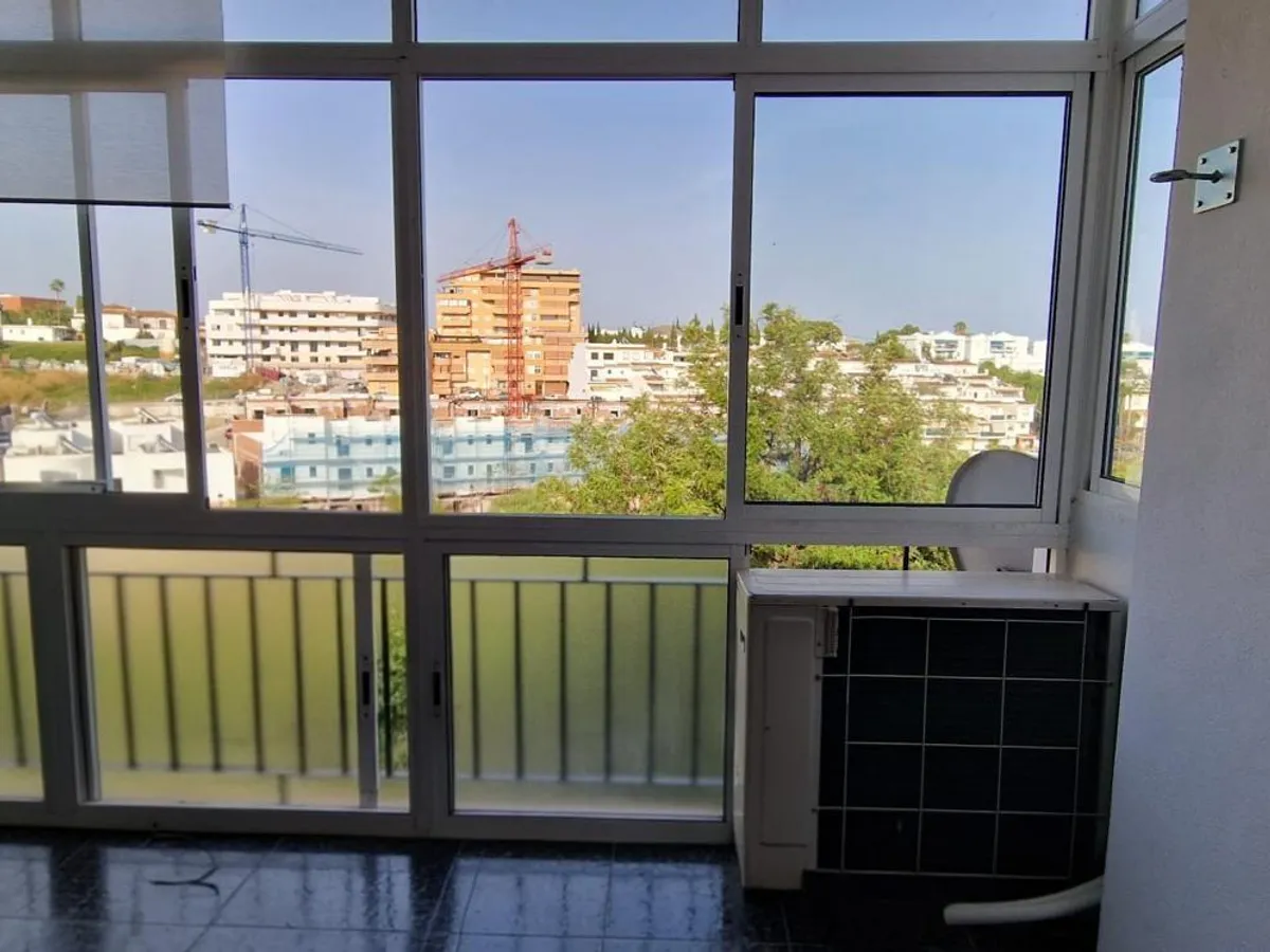 For sale of flat in Estepona, Zona Norte