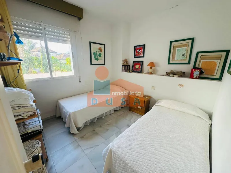 VILLA INDEPENDIENTE CON MUCHAS OPCIONES | 1.600.000 €, 450 m²