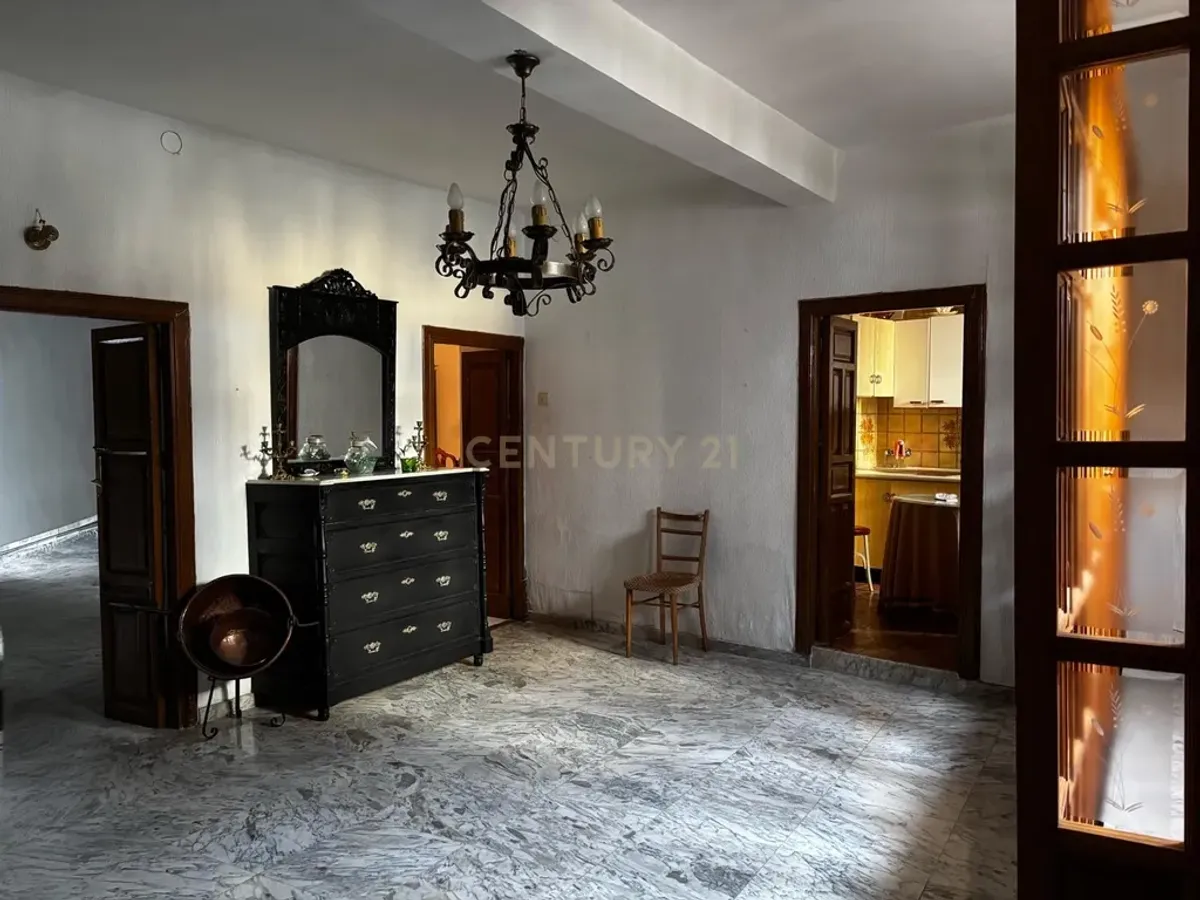 CASA EN EL CENTRO DE TORREJONCILLO