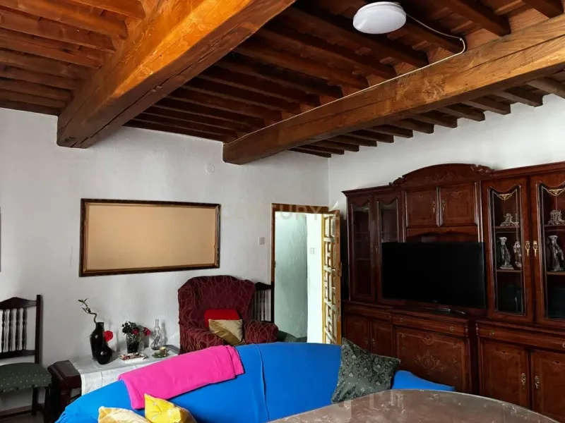 CASA EN EL CENTRO DE TORREJONCILLO