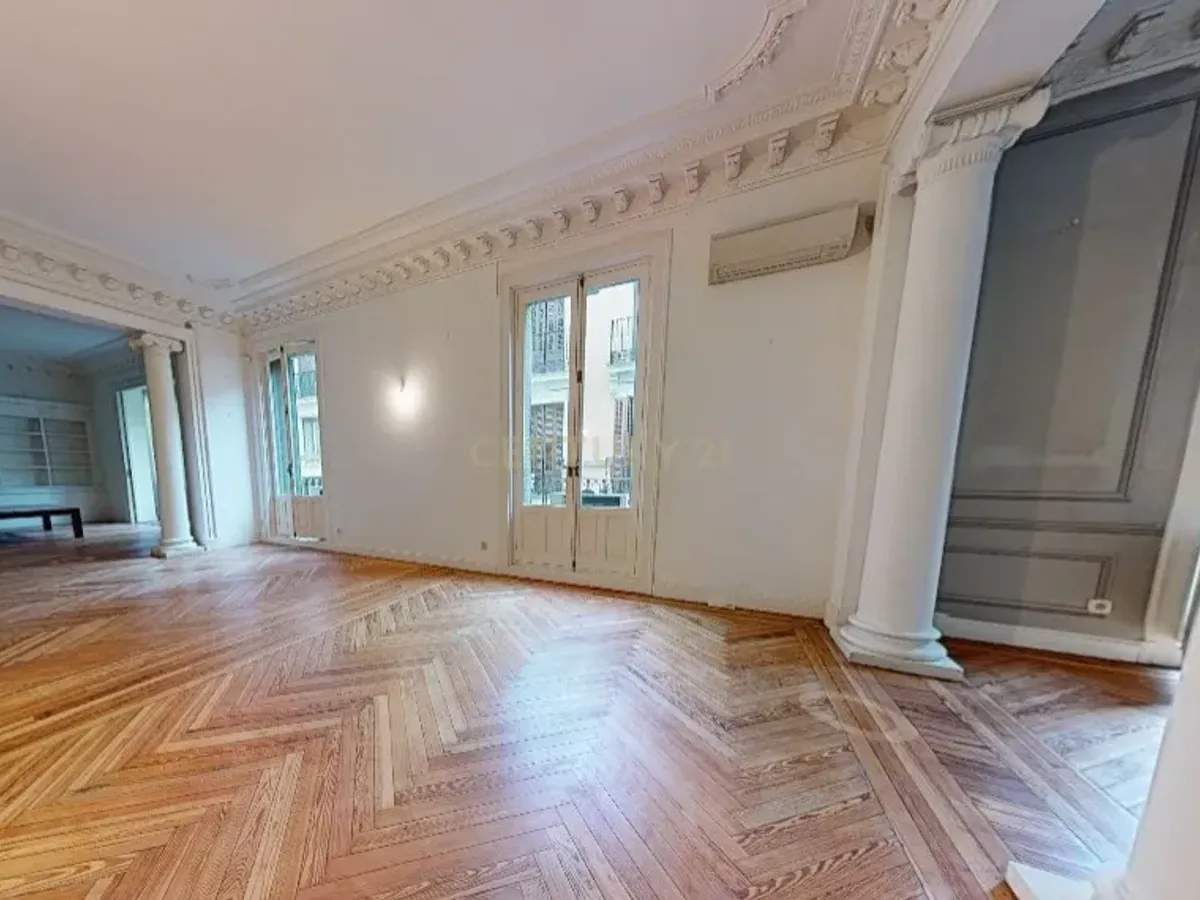 Espectacular apartamento de lujo en el corazón de Madrid